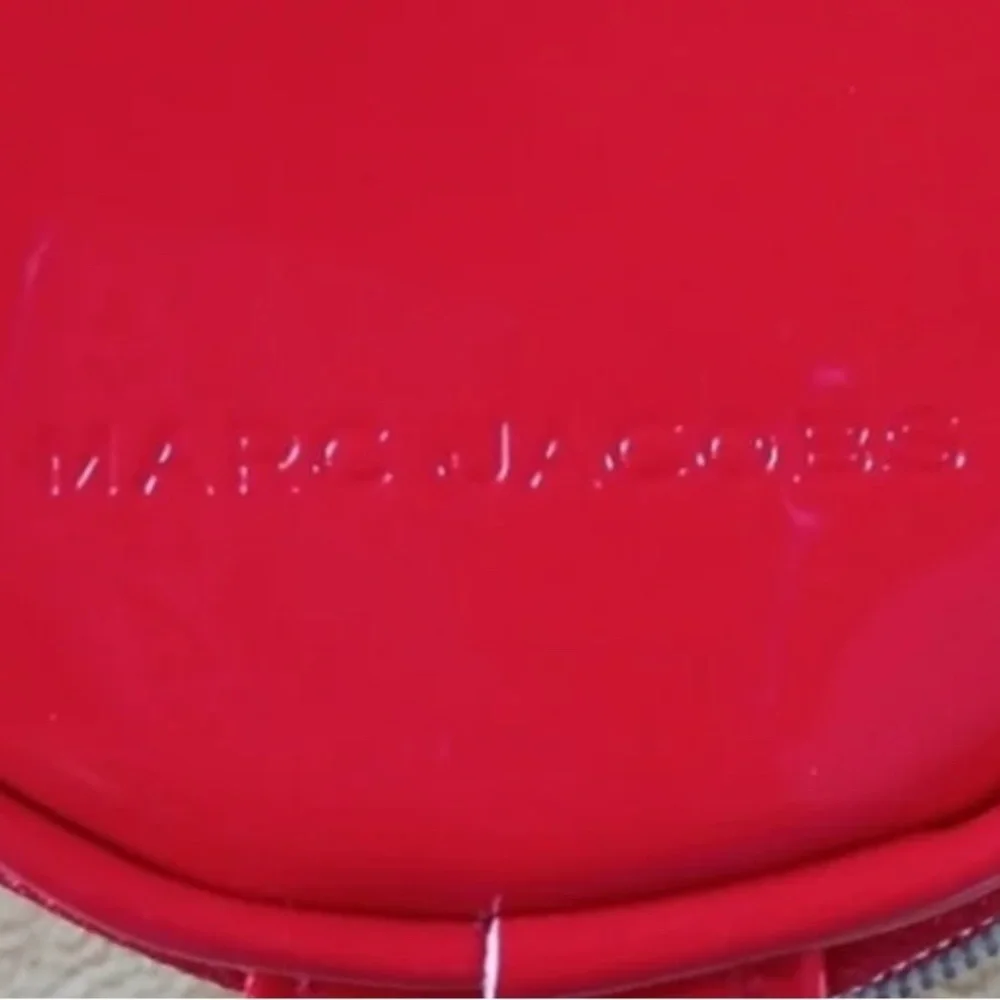 Marc Jacobs Cherry Red Patent Leather Mini Round Crossbody Y2K Pop Lux Minimalis